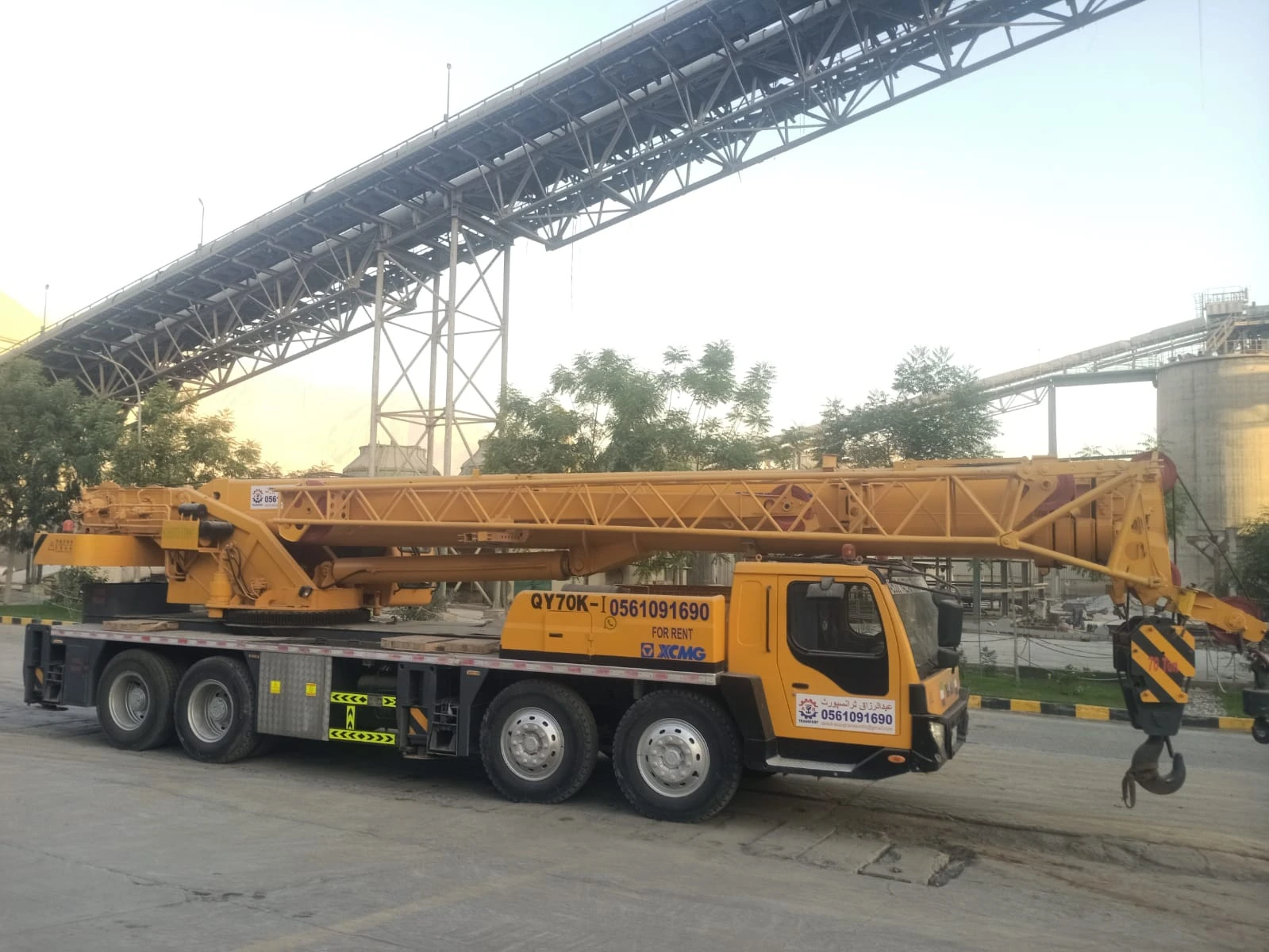 Mobile crane equipment photographed by Abdul Razzaq Transport