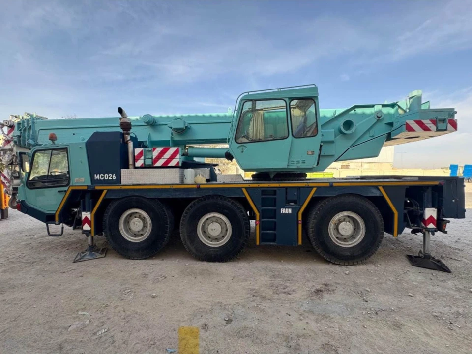 Client crane photograph